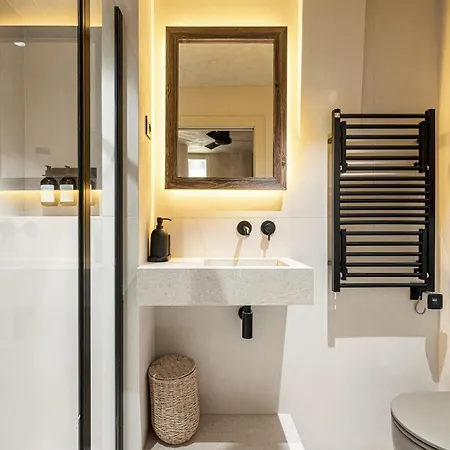 Wabisabi Suites - Mero Cannes Exterior photo