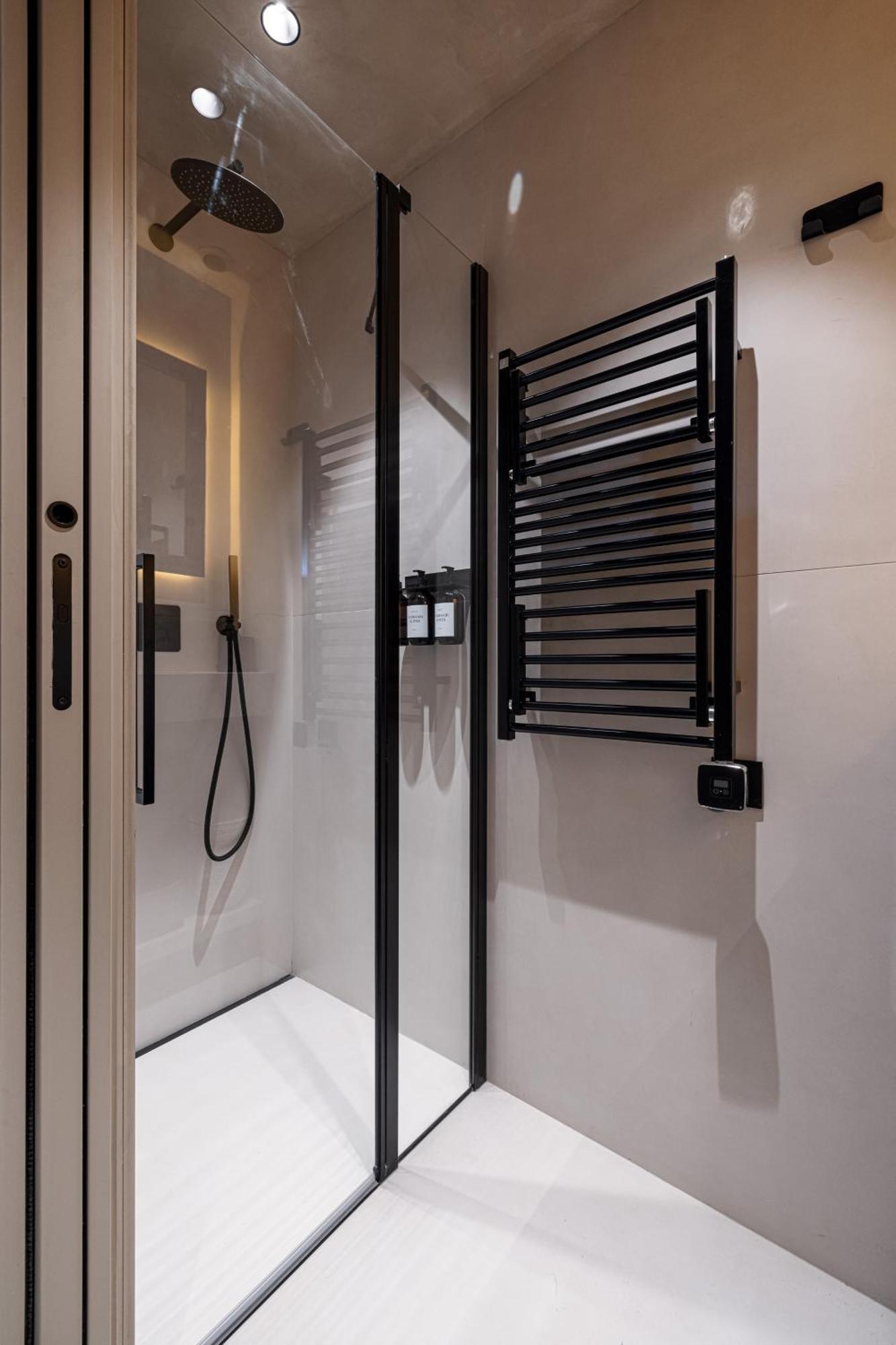 Wabisabi - Mero Apartment Cannes